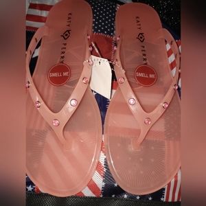 Katy Perry pink gel flip flops size 9 NWT